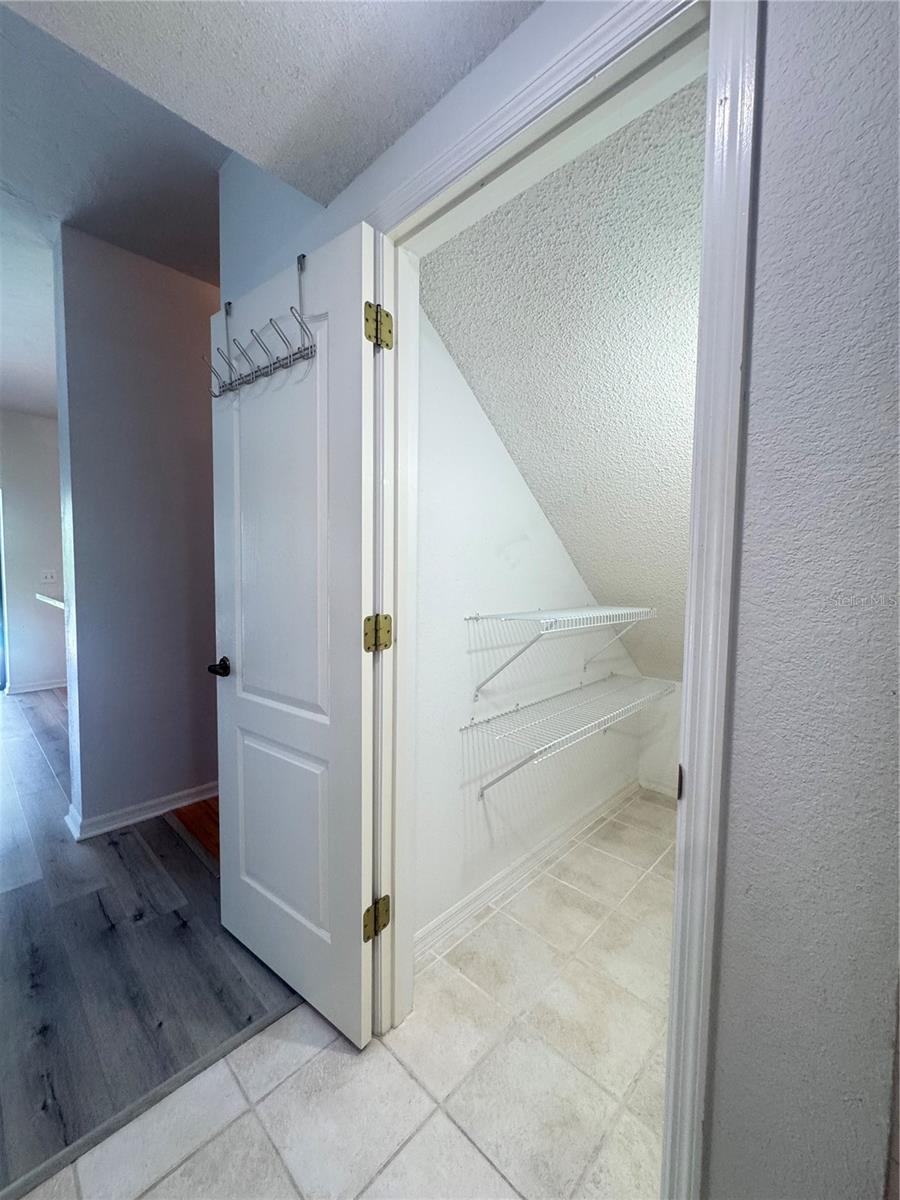 LONGWOOD RUN - Residential Lease