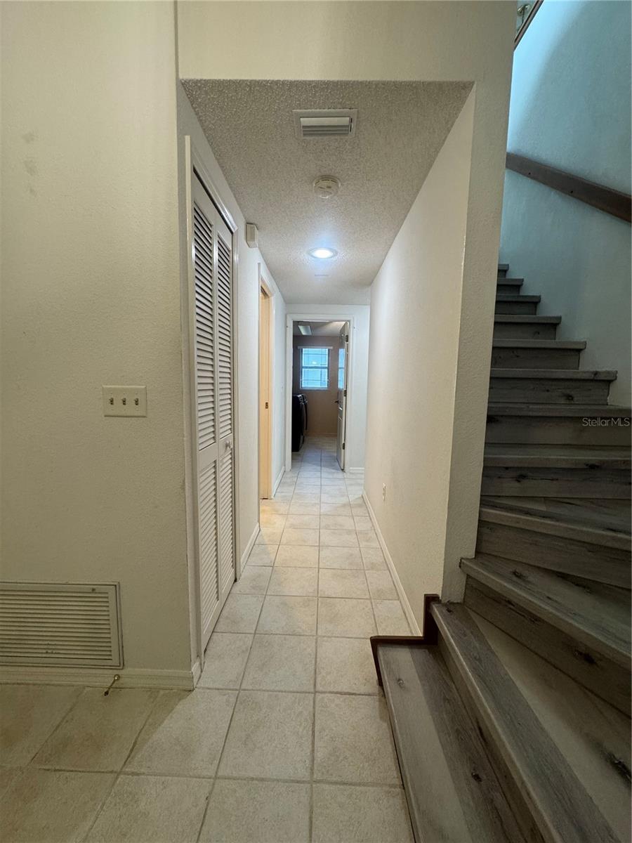 LONGWOOD RUN - Residential Lease