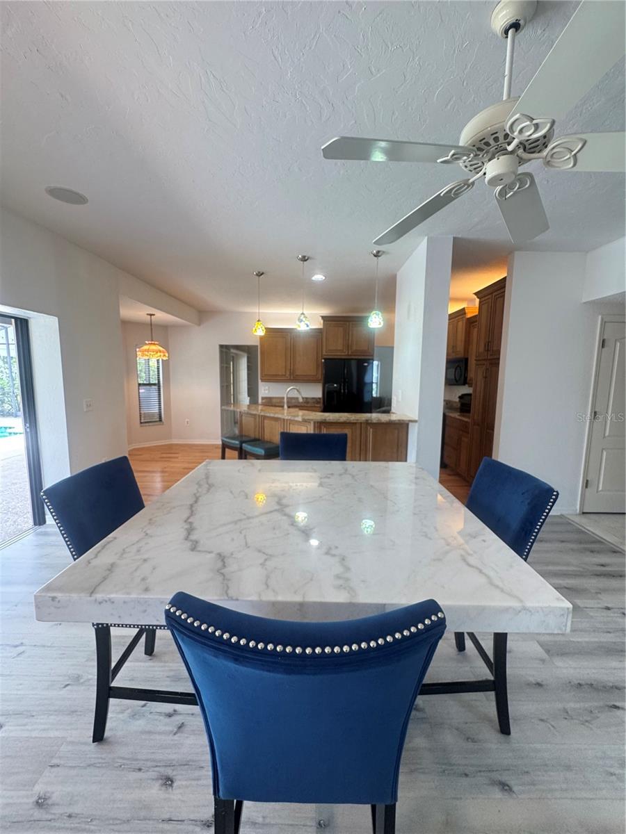 LONGWOOD RUN - Residential Lease