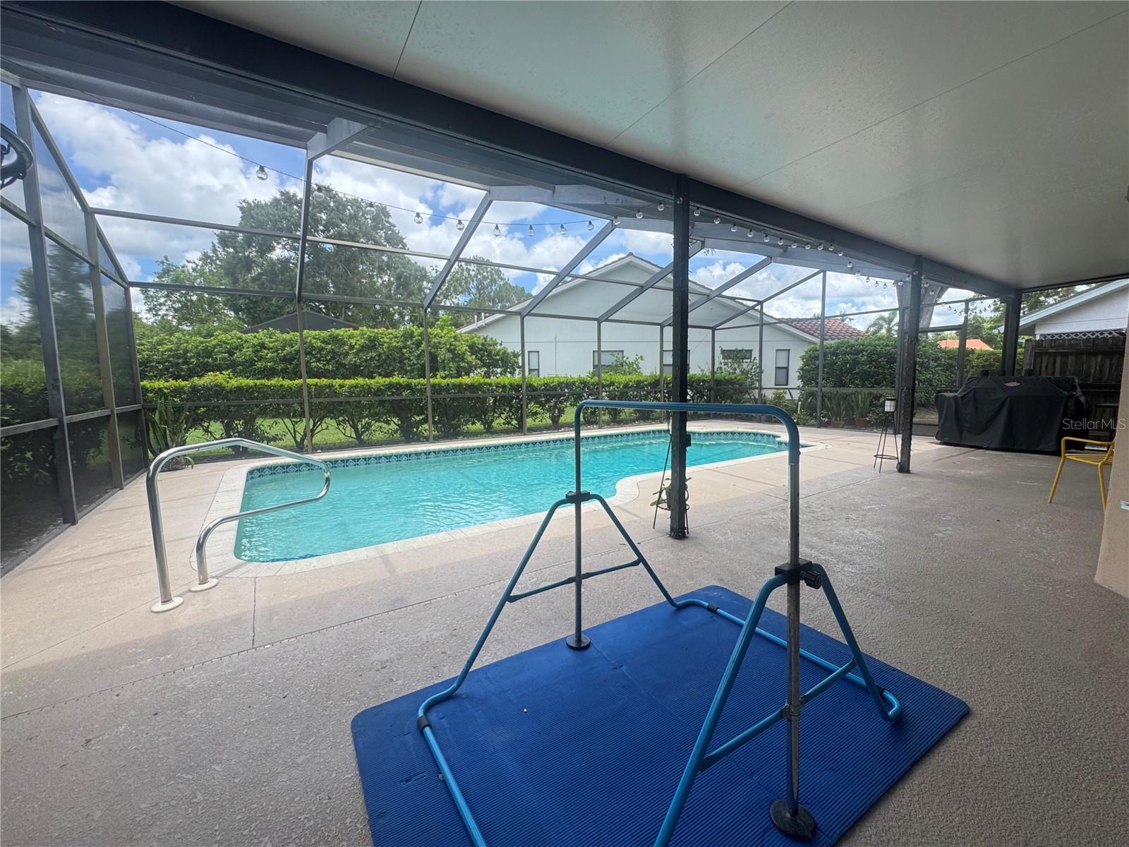 LONGWOOD RUN - Residential Lease