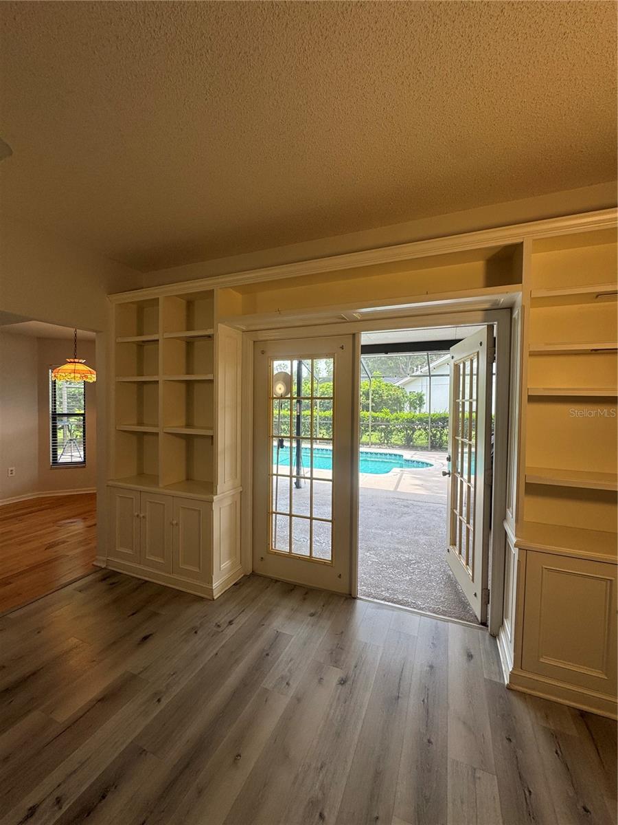 LONGWOOD RUN - Residential Lease