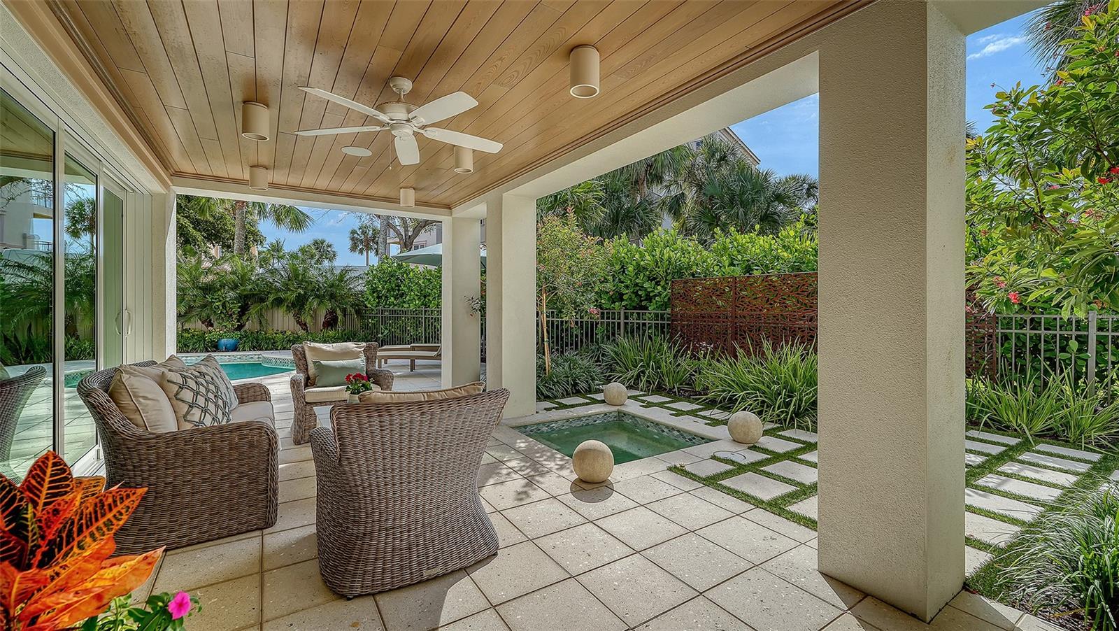 BONAIRE AT LONGBOAT KEY - Residential