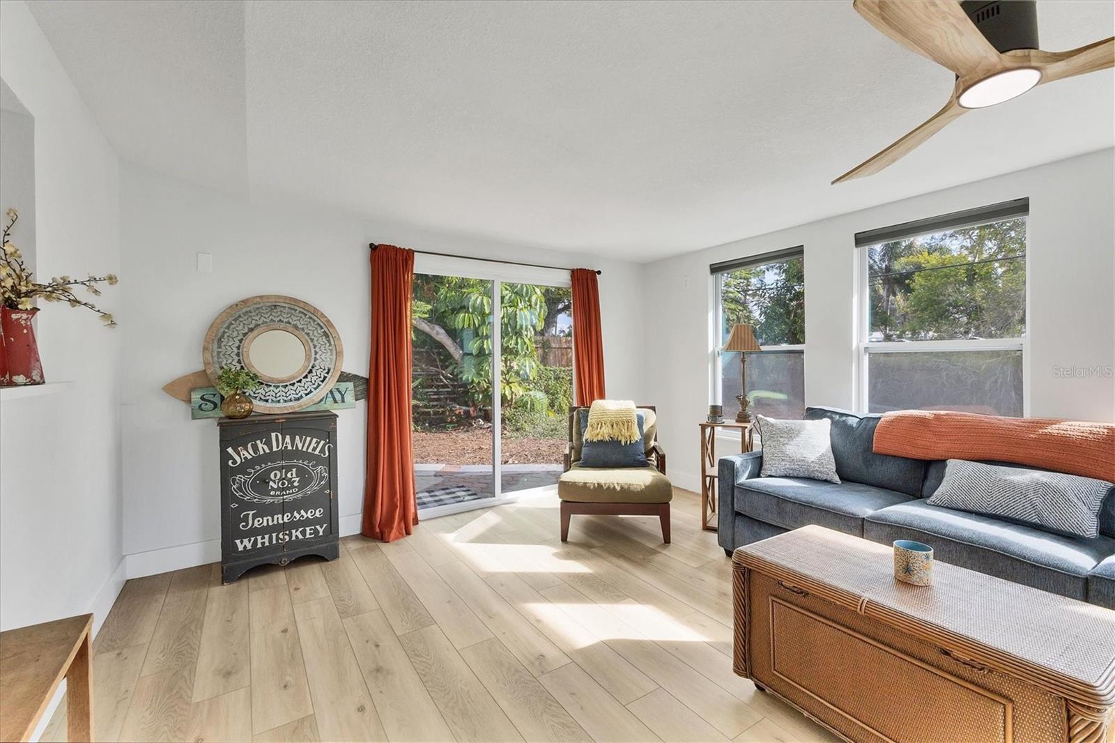 RIDGEWOOD ESTATES 08 ADD - Residential