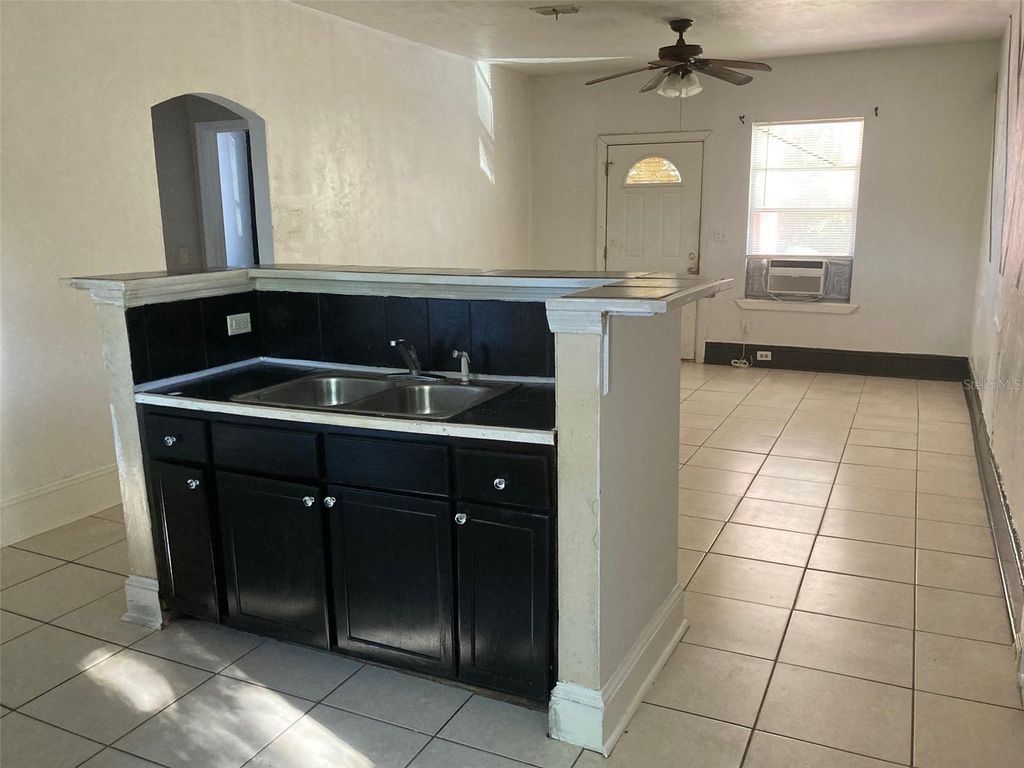 Photo of 334 W Euclid Avenue, Deland, FL 32720 (MLS # O6383653)