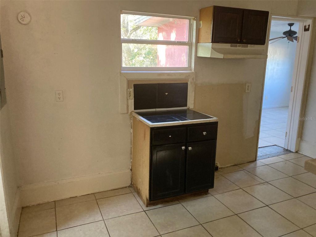 Photo of 334 W Euclid Avenue, Deland, FL 32720 (MLS # O6383653)