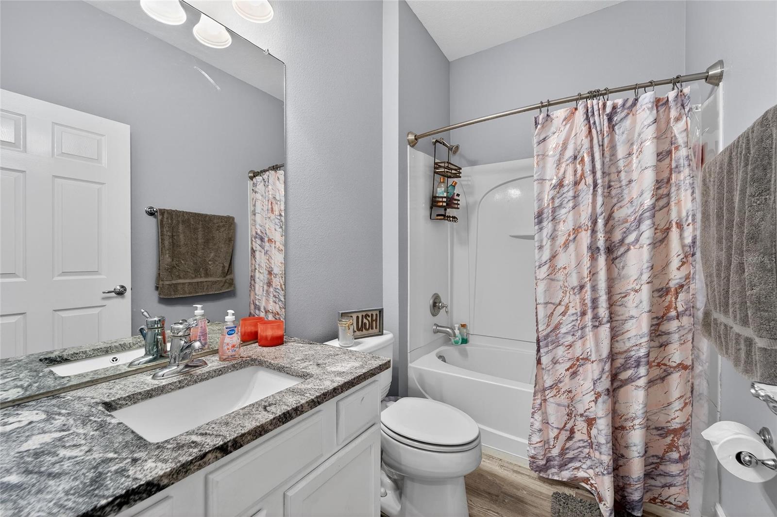 LAKESIDE PH 1A 2A & 05 - Residential