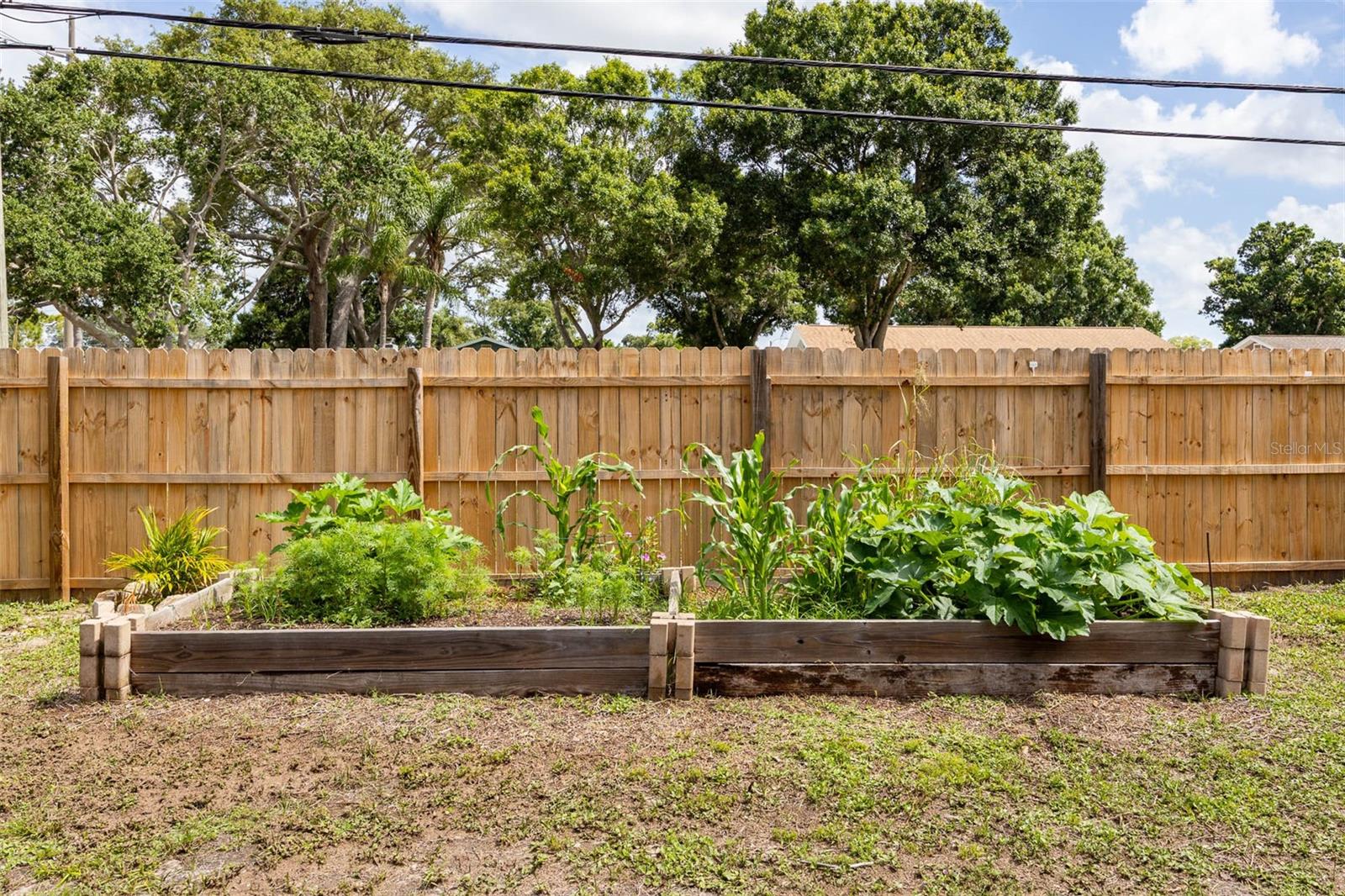 BOCA CIEGA RIDGE 5TH ADD UNIT THREE - Residential