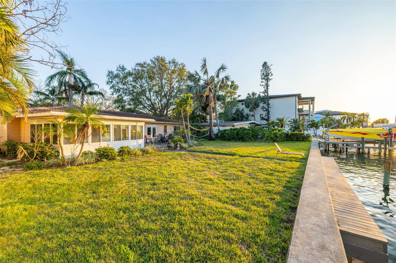 BAYSHORE ESTATES 4 - Residential