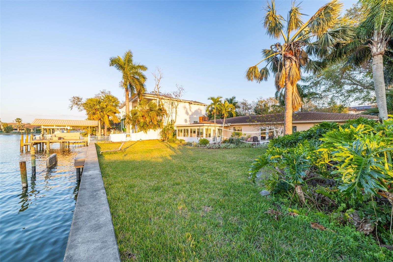 BAYSHORE ESTATES 4 - Residential