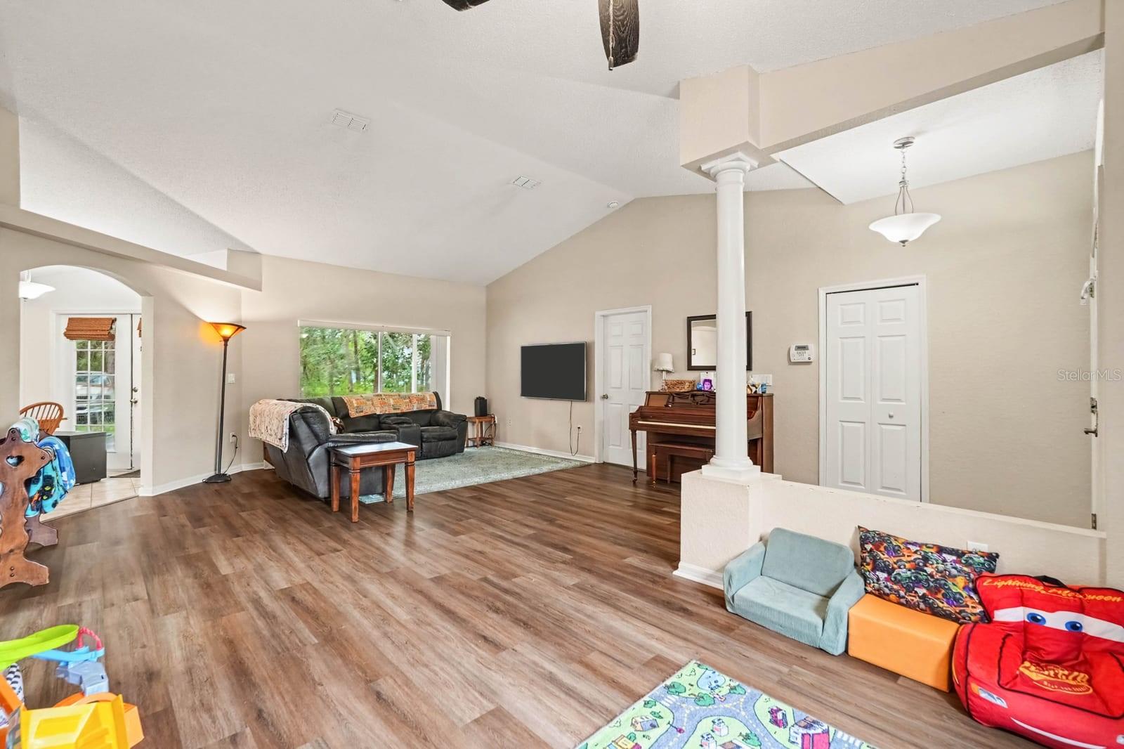 12101 PEREGRINE FALCON AVENUE 6