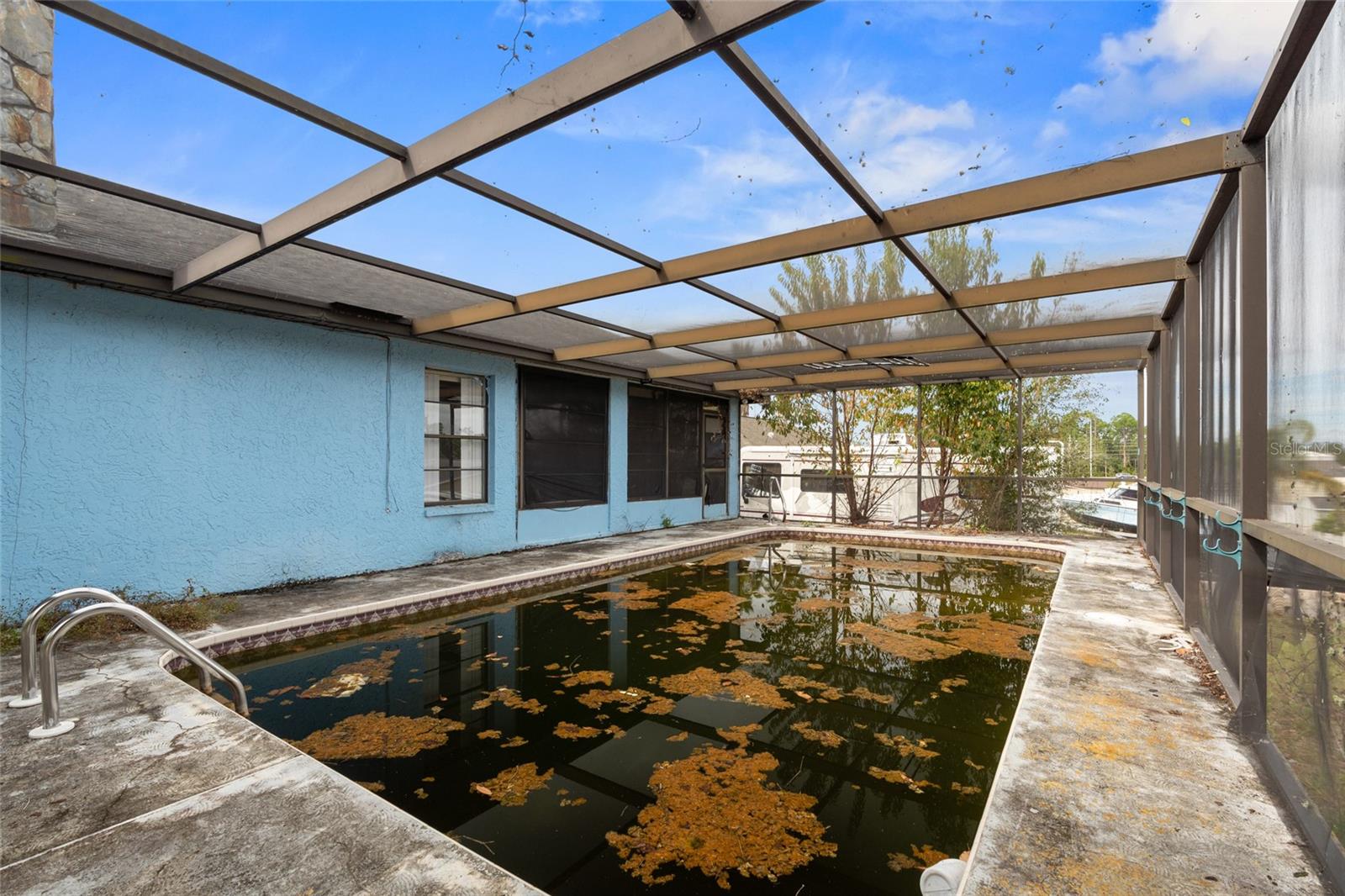 SPRING HILL - Residential