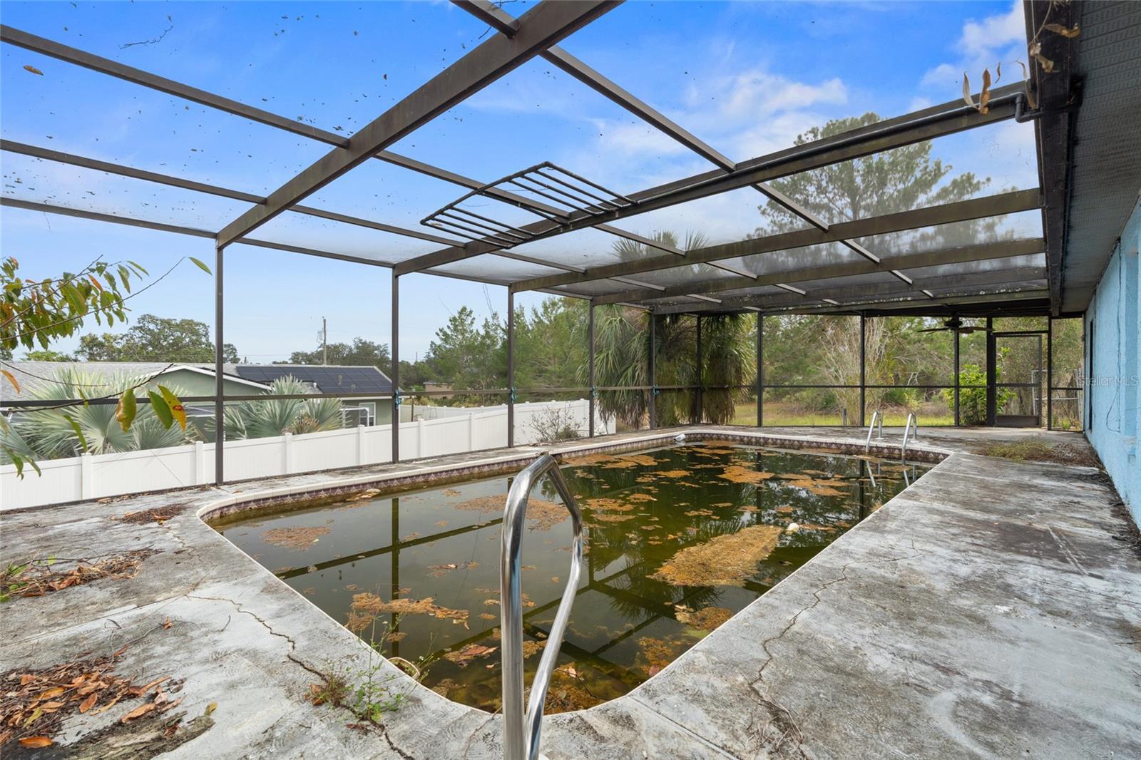 SPRING HILL - Residential