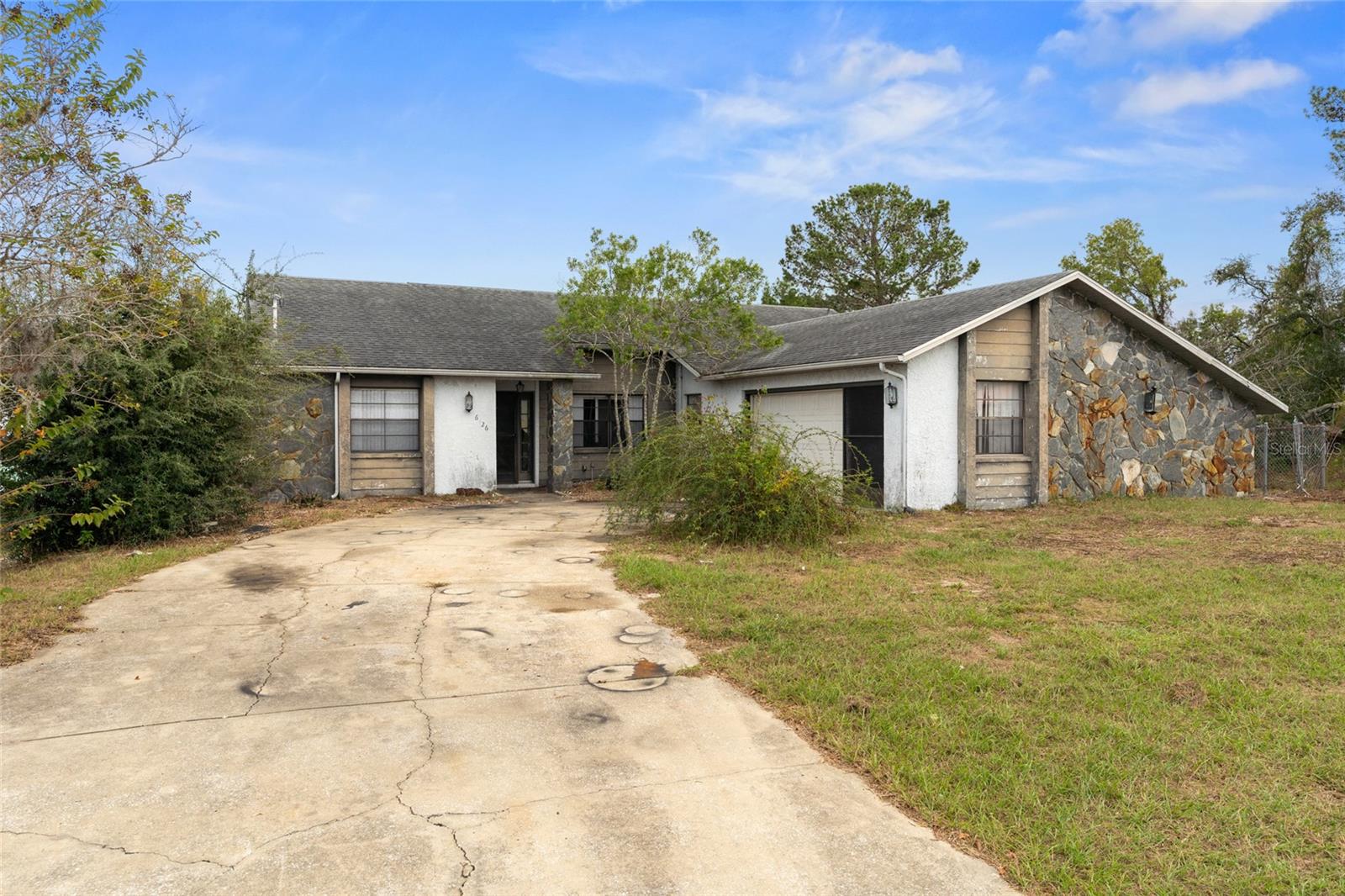 SPRING HILL - Residential