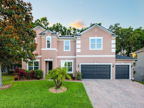 Photo of 925 Counts Crest Circle, Apopka, FL 32712 (MLS # O6300561)