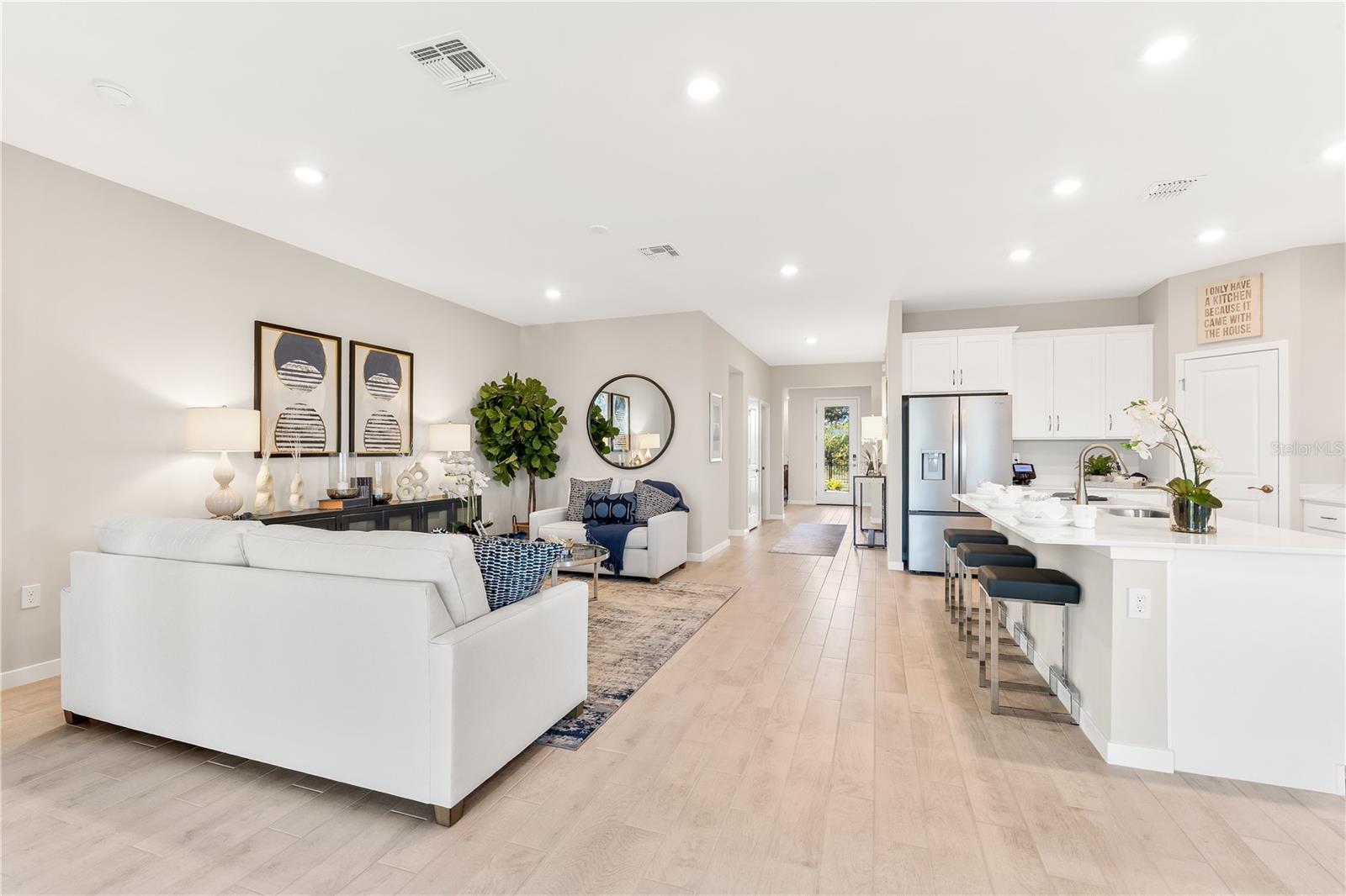 CORAL LAKES - CORAL CREEK - Residential