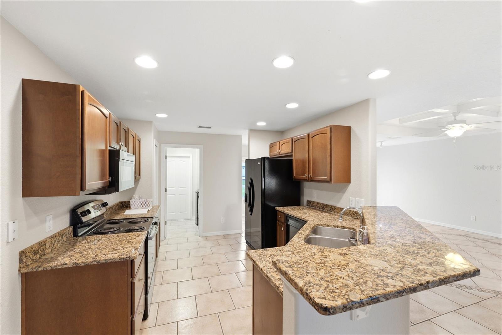 CITRUS SPGS UNIT 09 - Residential