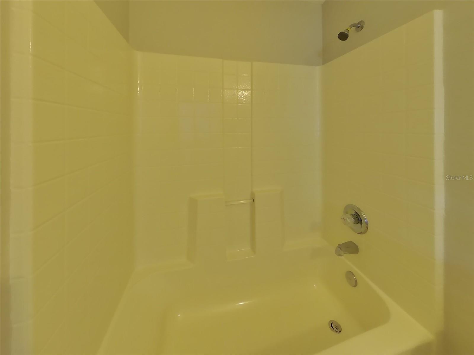 ASBEL CRK PH 1 - Residential Lease