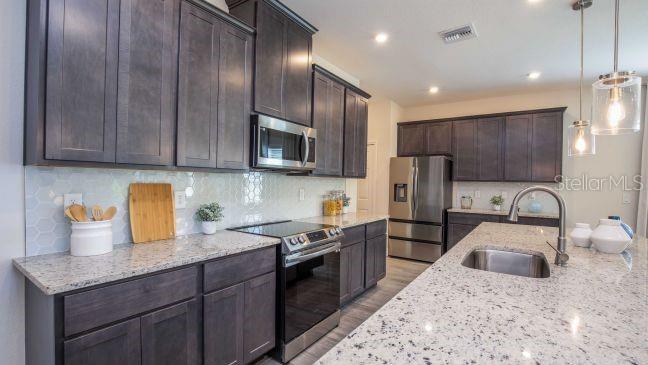 HERITAGE STATION - Residential