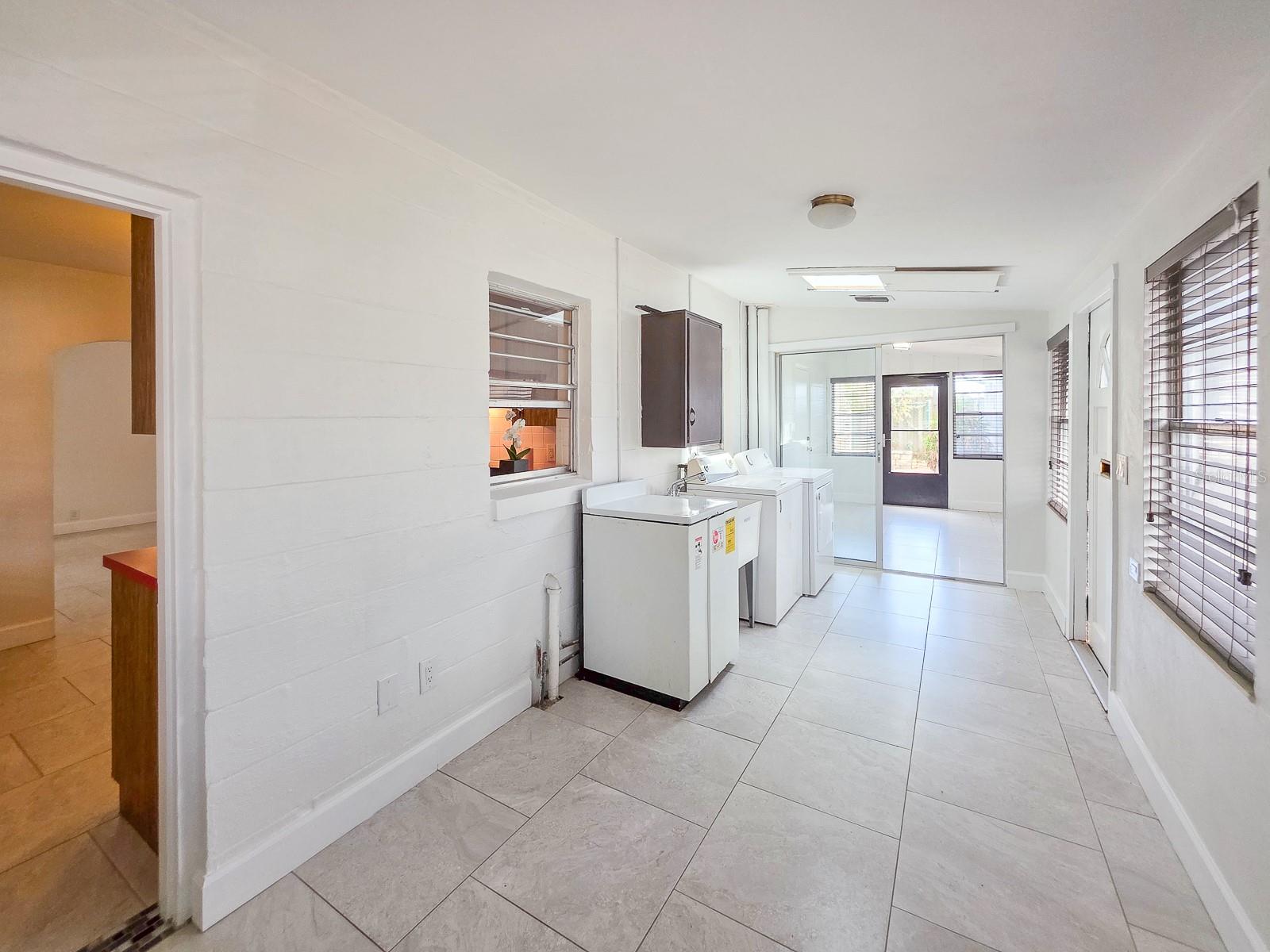 GEORGE MOODY SUB - Residential