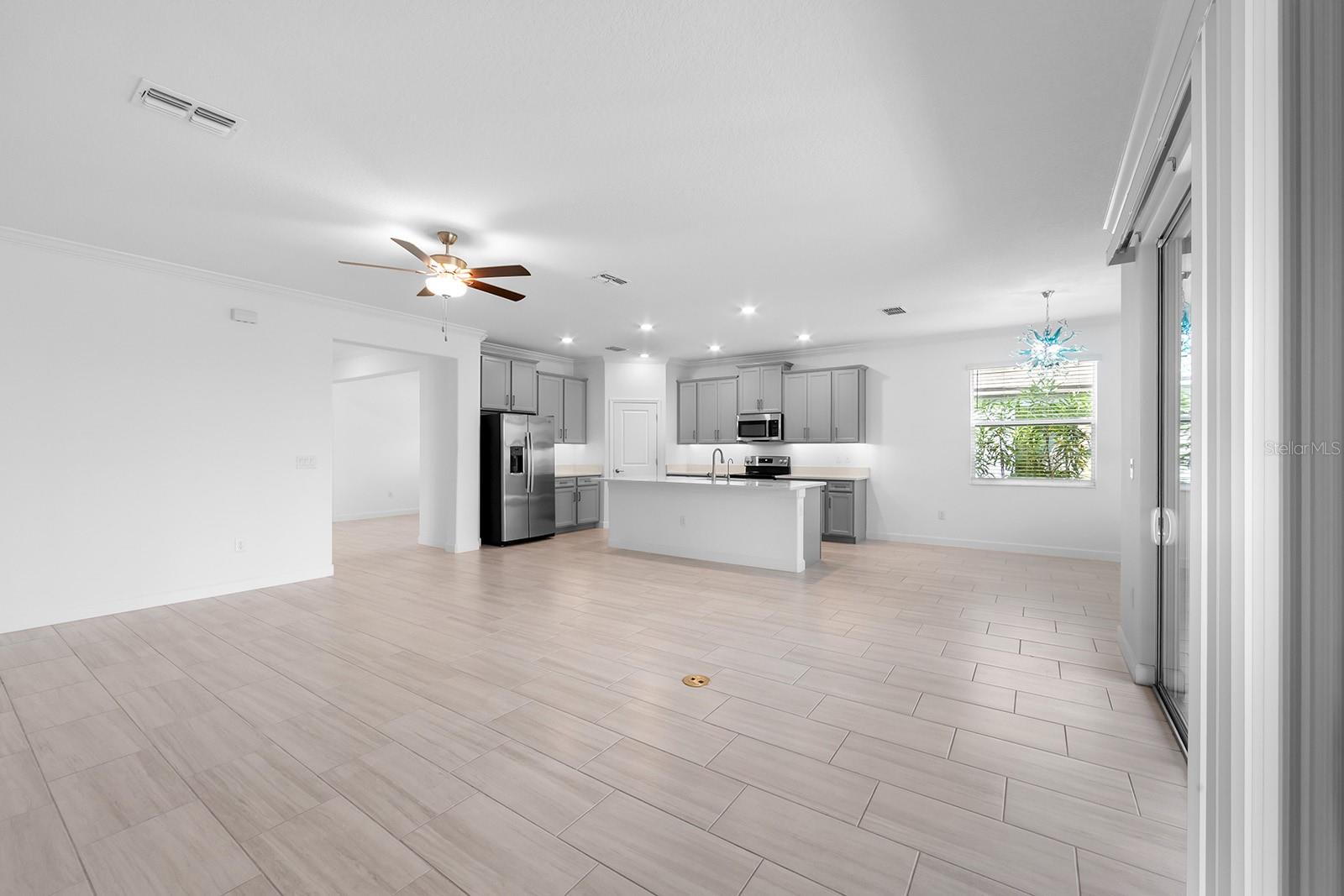 TWIN RIVERS PH V-B2 & V-B3 - Residential Lease