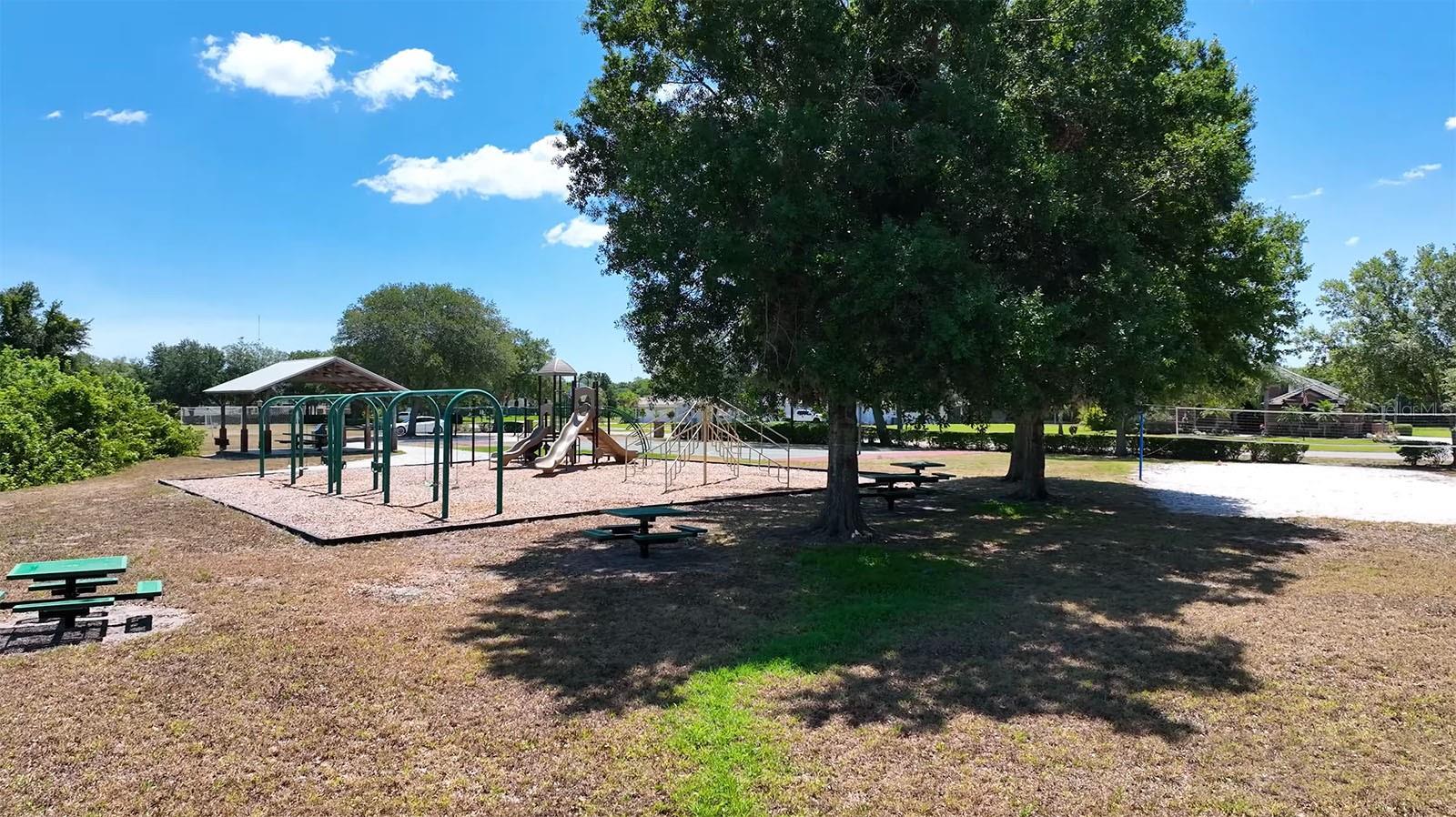 TWIN RIVERS PH V-B2 & V-B3 - Residential Lease