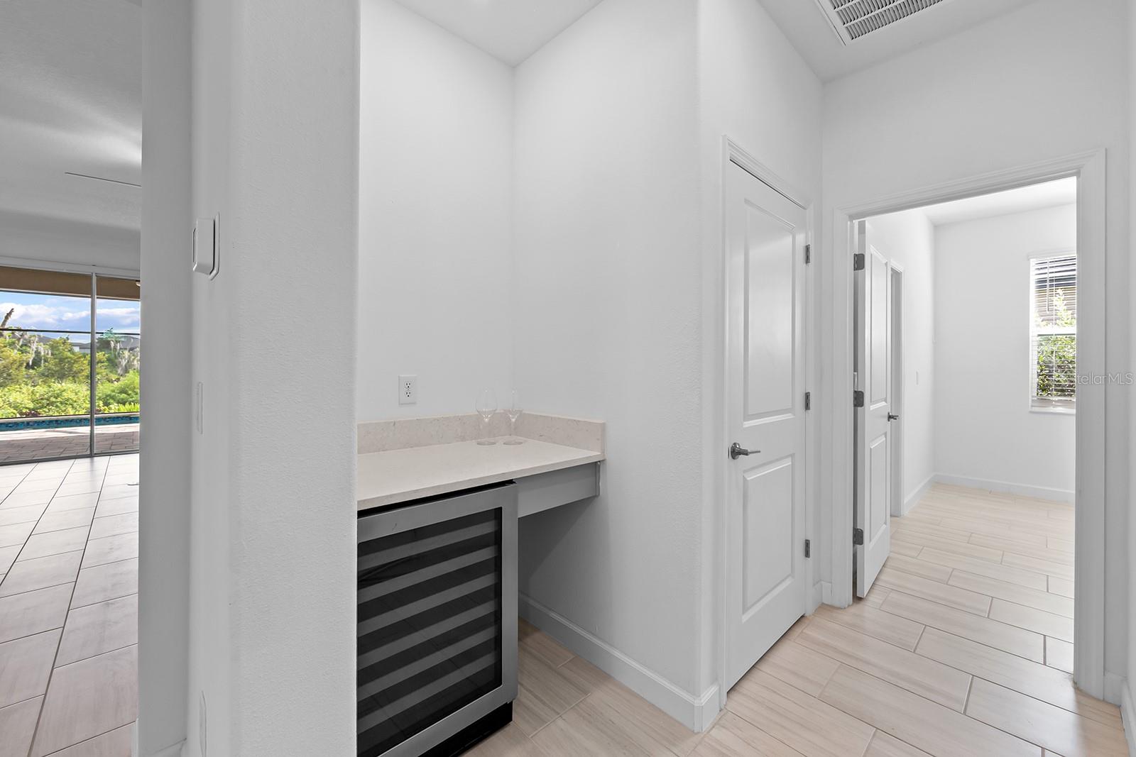 TWIN RIVERS PH V-B2 & V-B3 - Residential Lease