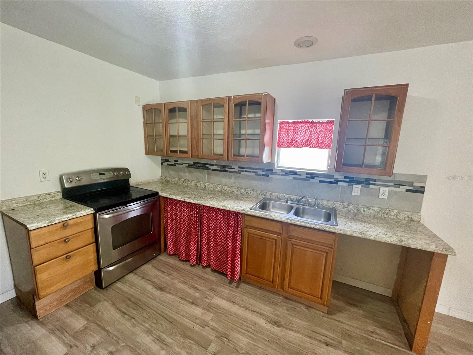 AUBURNDALE HEIGHTS - Residential