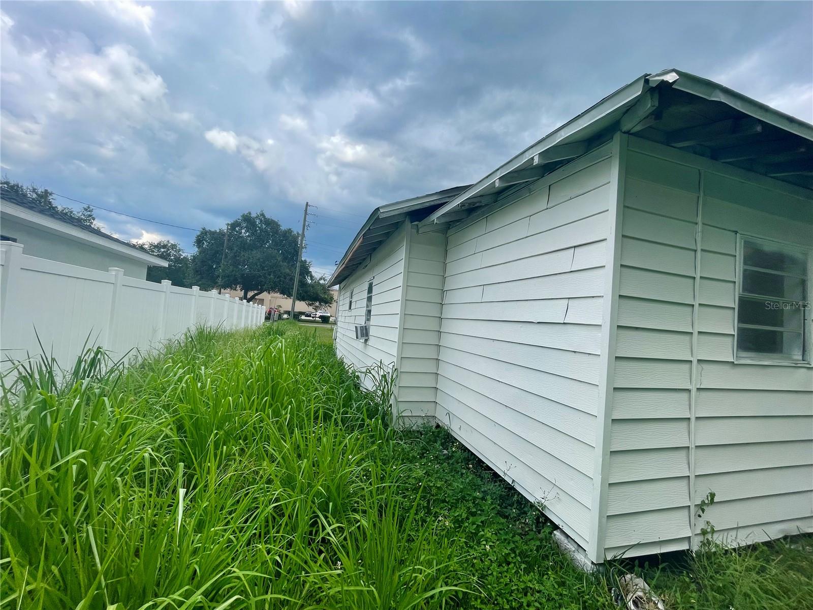 AUBURNDALE HEIGHTS - Residential