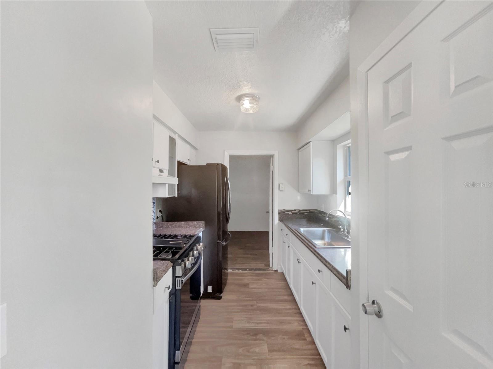 WOODMERE PARK 2ND REP - Residential