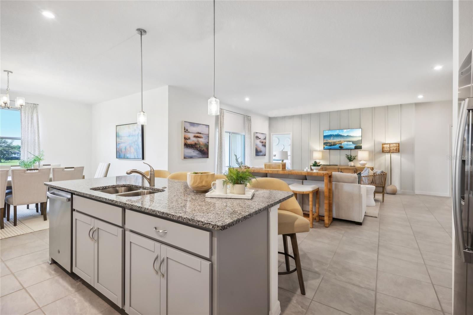 GROVES AT GRAND ISLAND - Residential