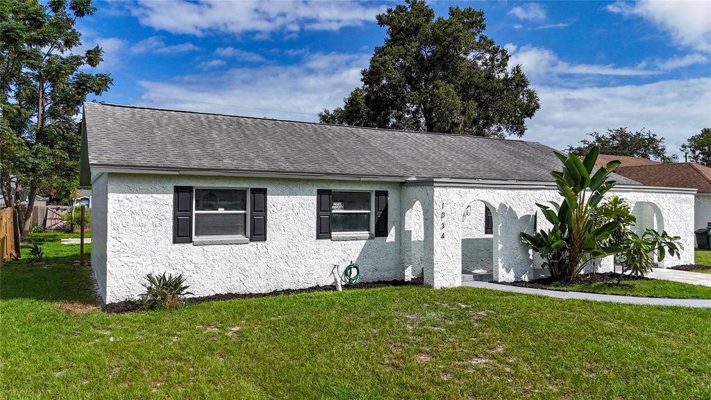Photo of 1034 Falcon Street, Deltona, FL 32725 (MLS # S5136359)