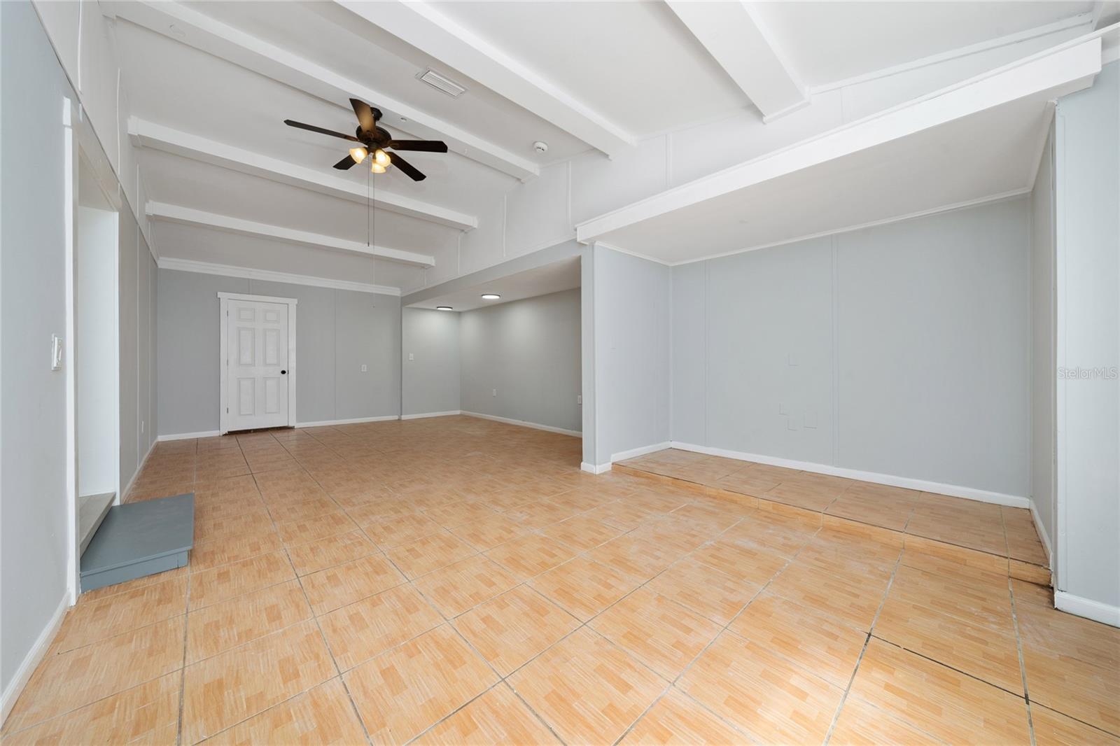 DELTONA LAKES UNIT 05 - Residential