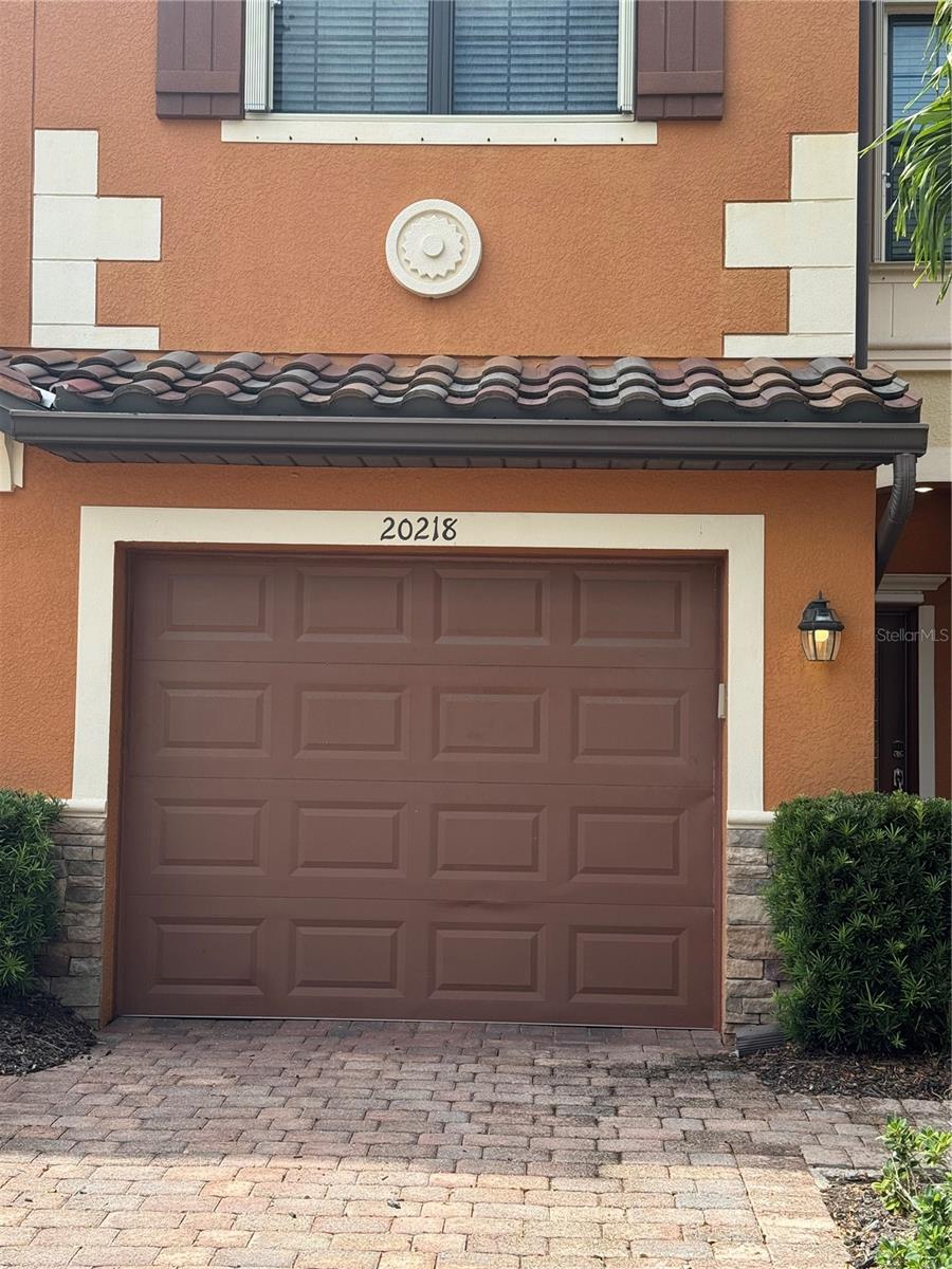 20218 LAGENTE CIRCLE