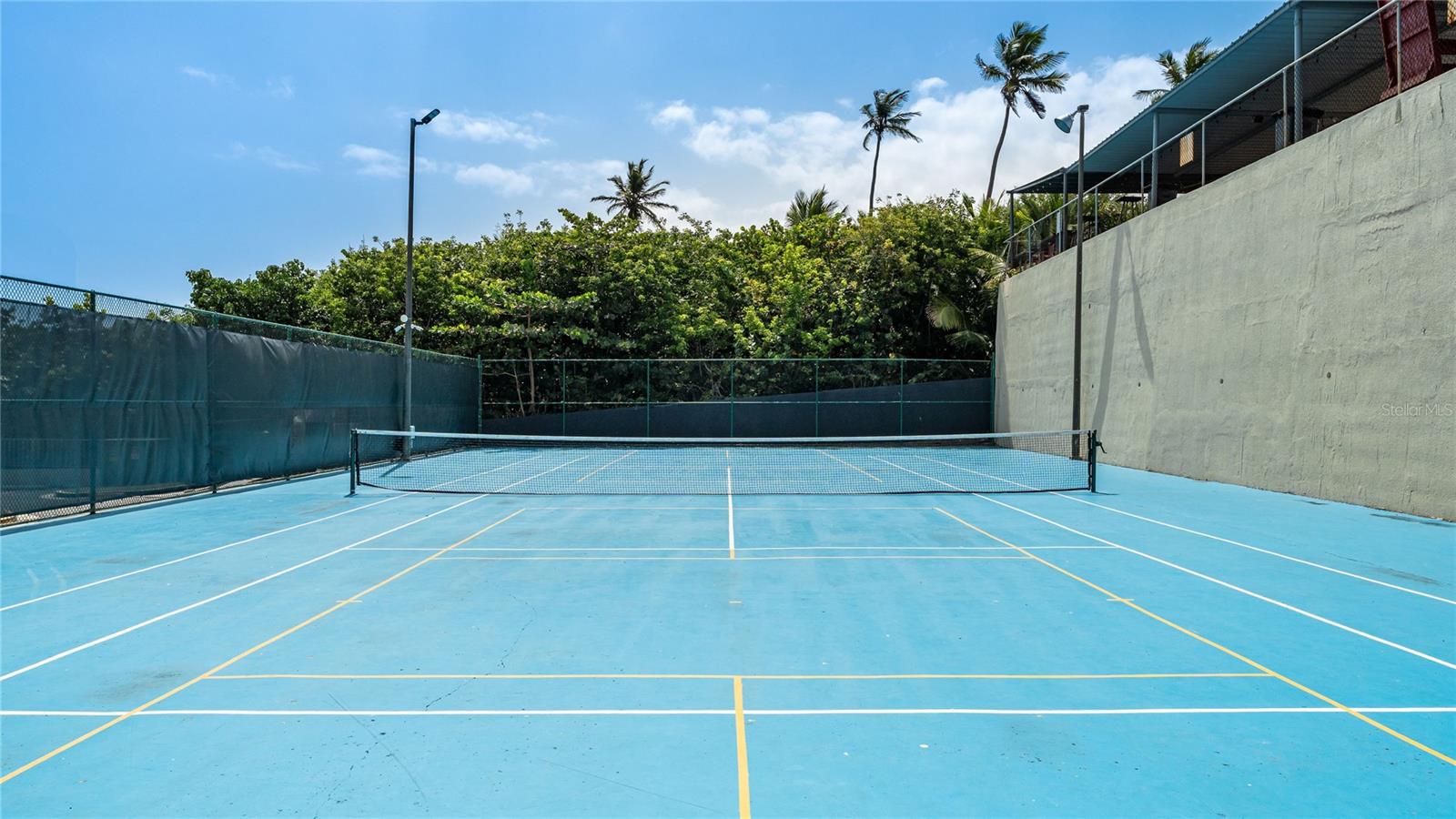 HAUDIMAR BEACH APARTMENTS - Residential