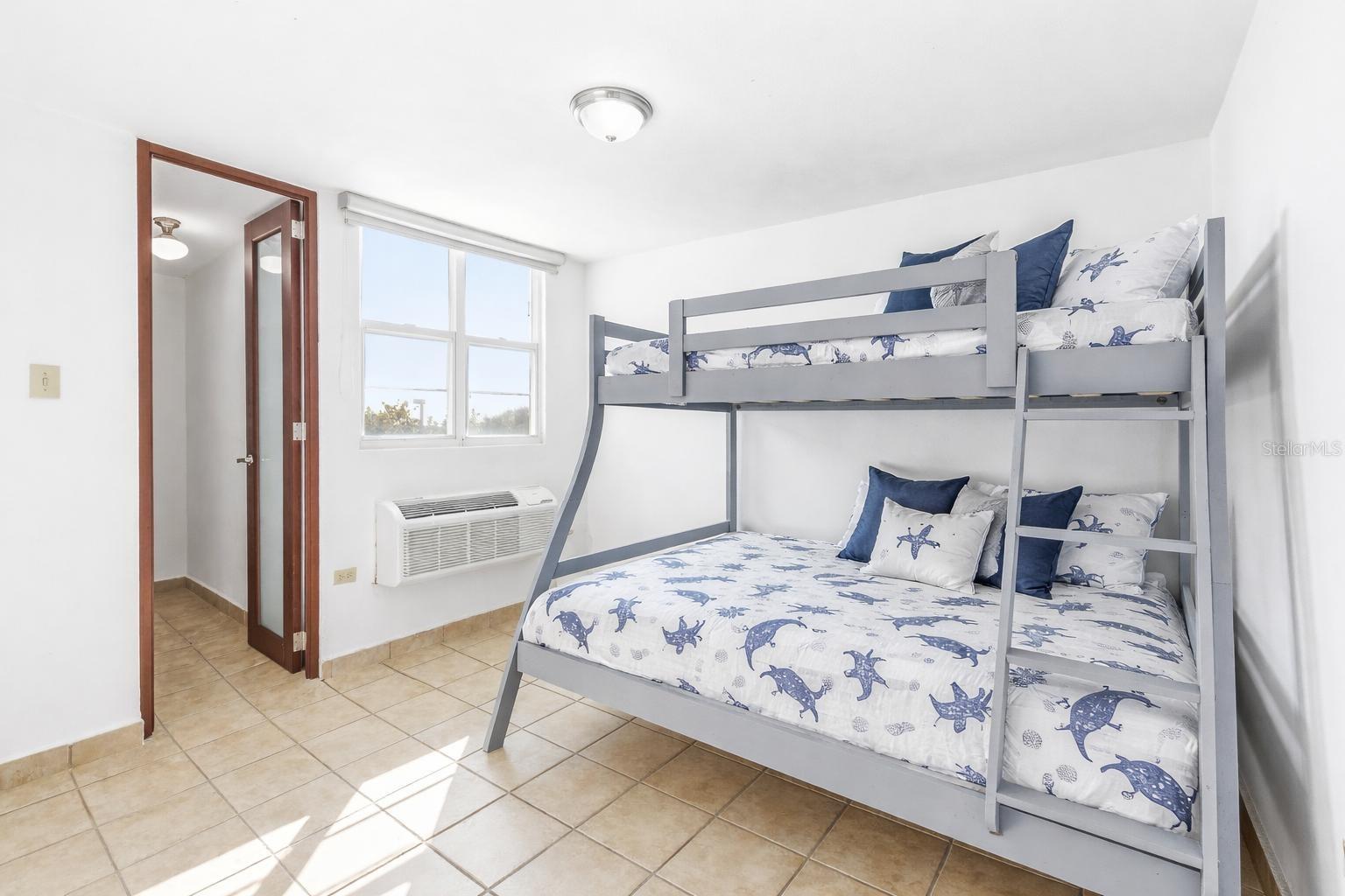 HAUDIMAR BEACH APARTMENTS - Residential