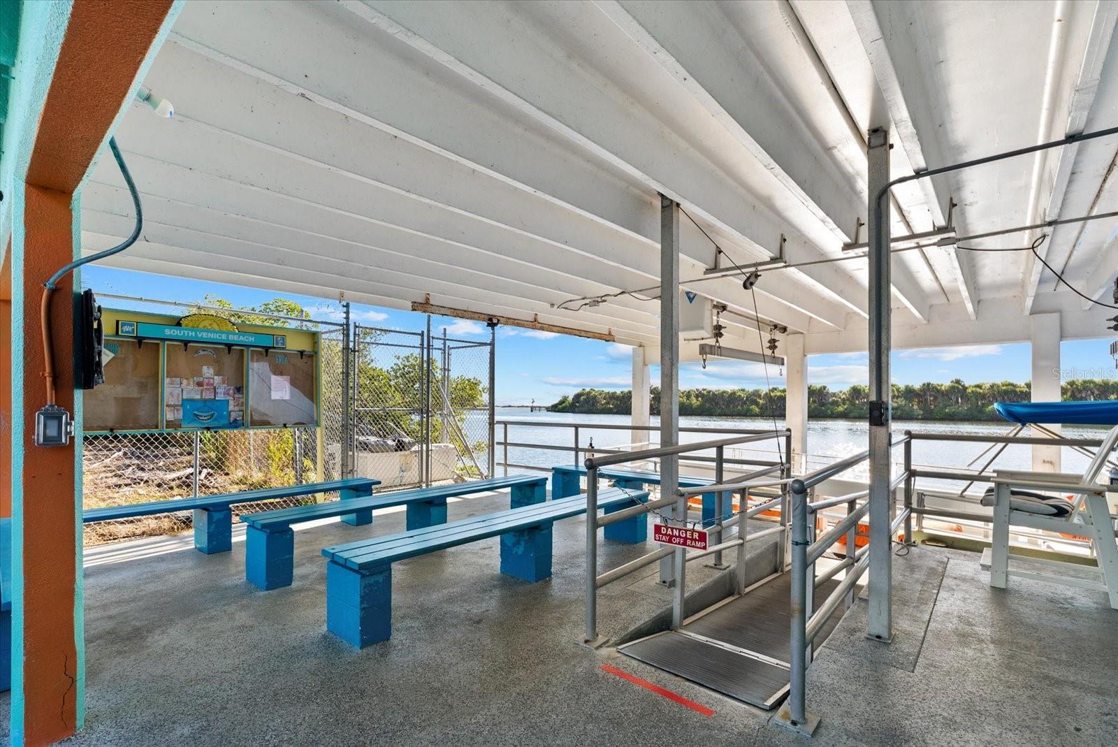 SOUTH VENICE - Residential