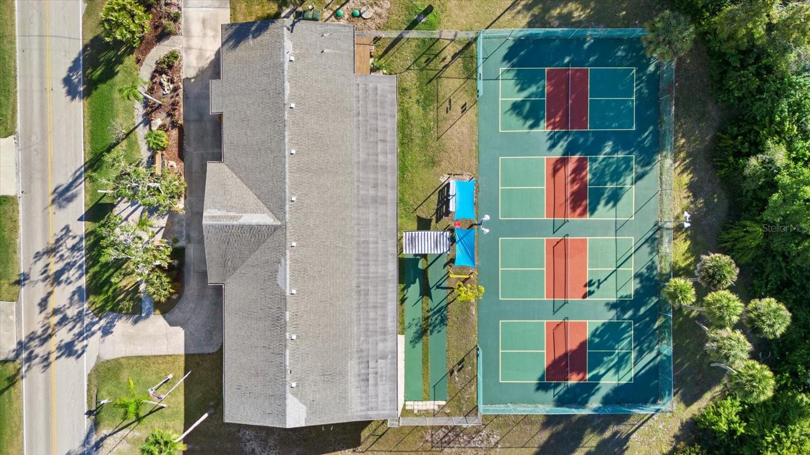 SOUTH VENICE - Residential