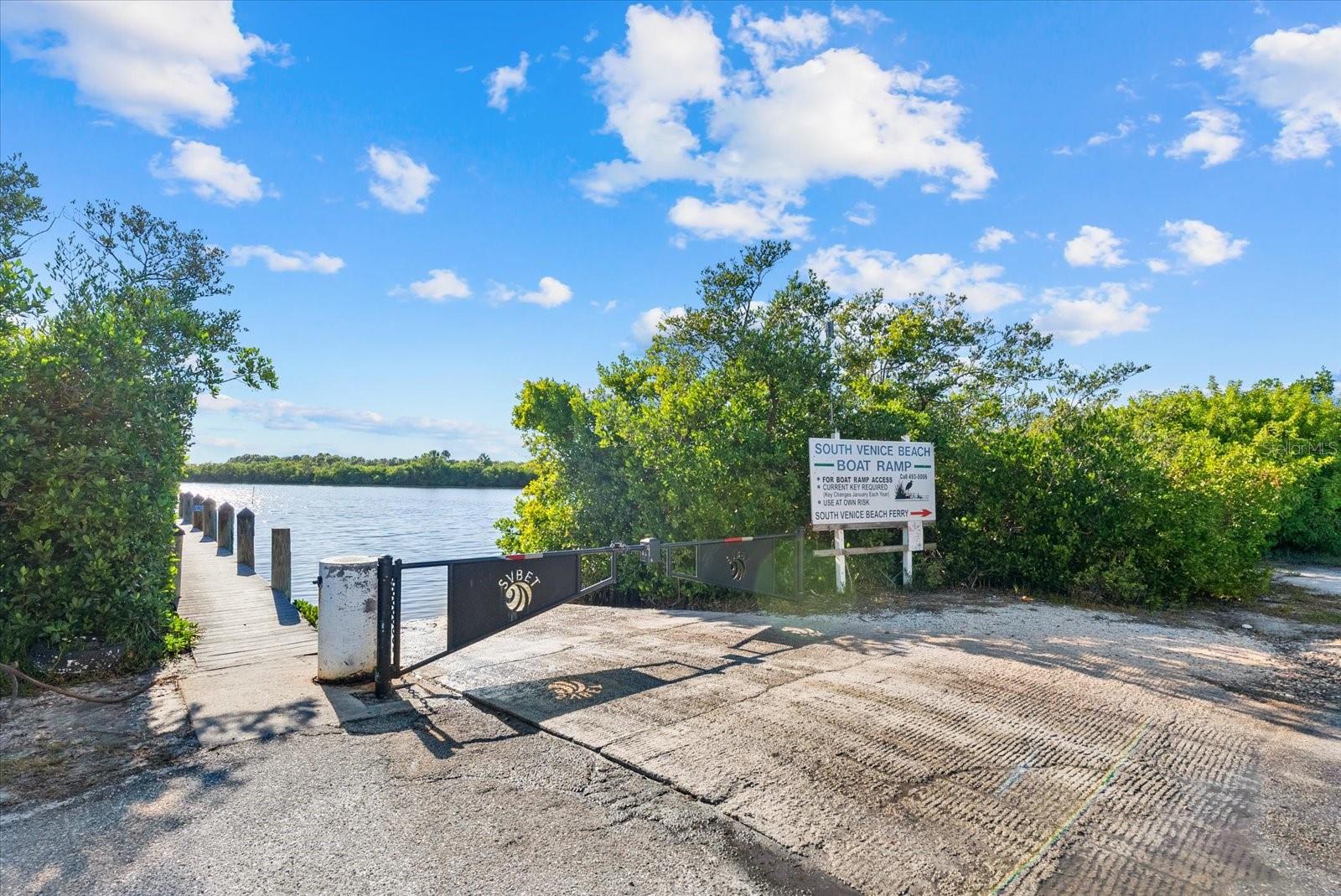 SOUTH VENICE - Residential