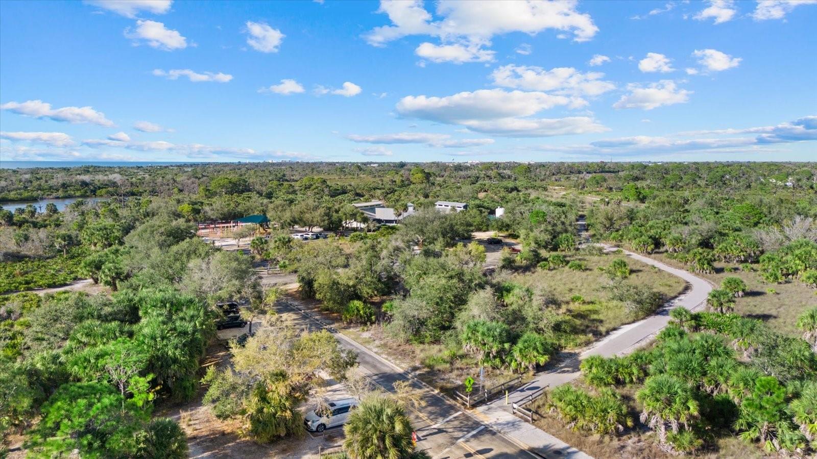 SOUTH VENICE - Residential