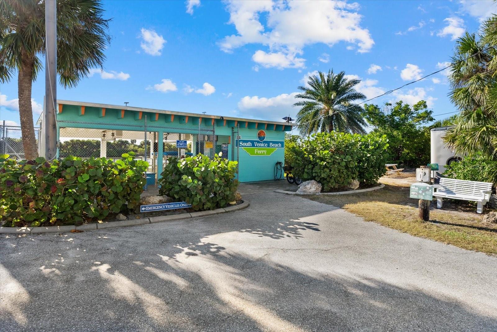 SOUTH VENICE - Residential