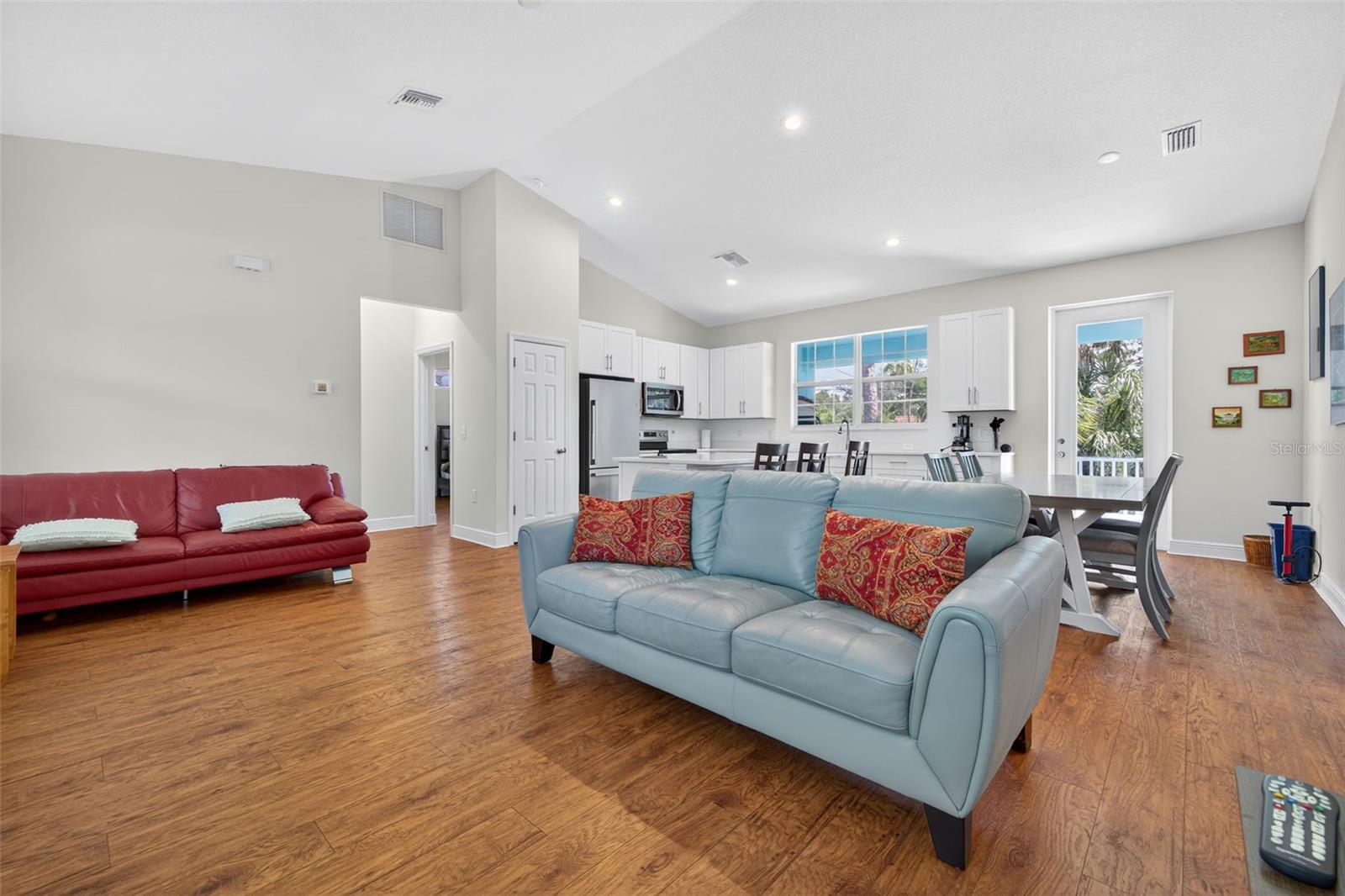 WATERVIEW PARK SEC 1 - Residential Lease