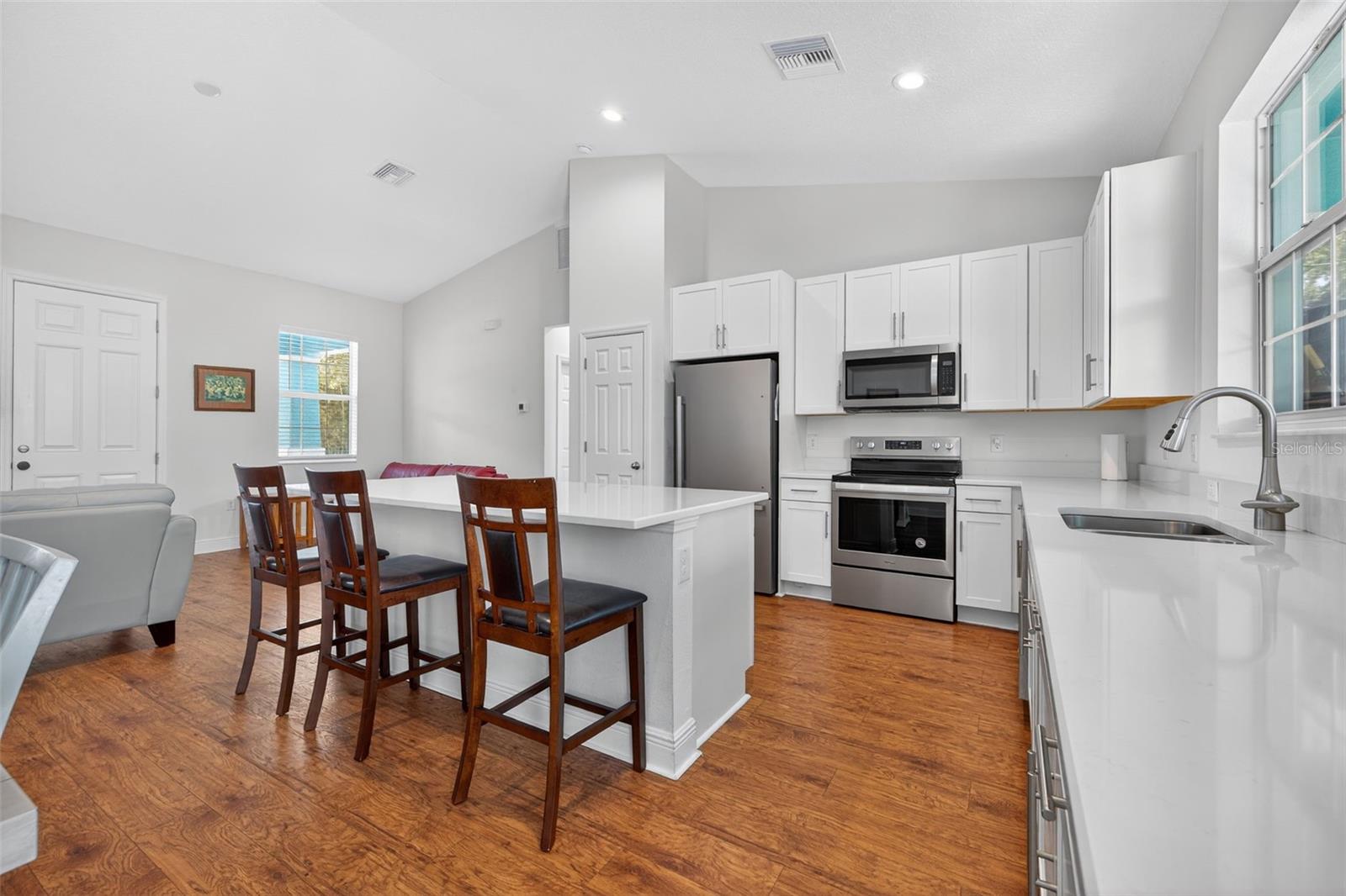 WATERVIEW PARK SEC 1 - Residential Lease