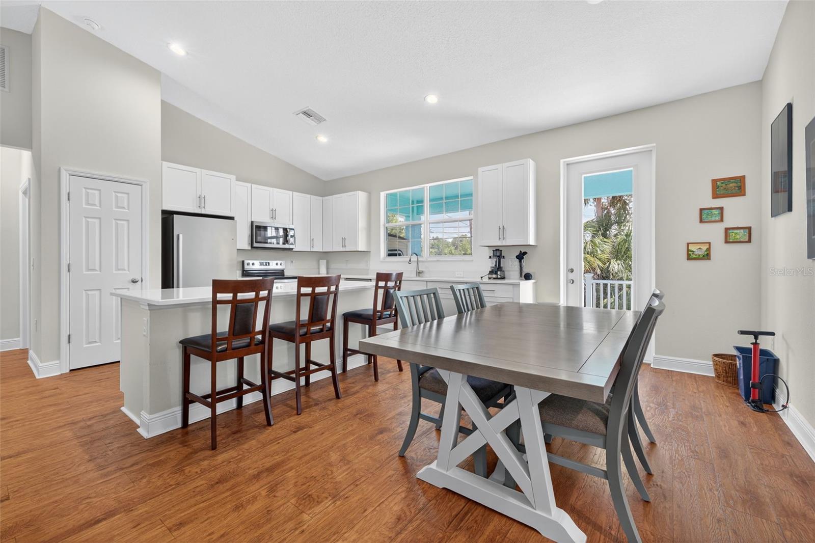 WATERVIEW PARK SEC 1 - Residential Lease