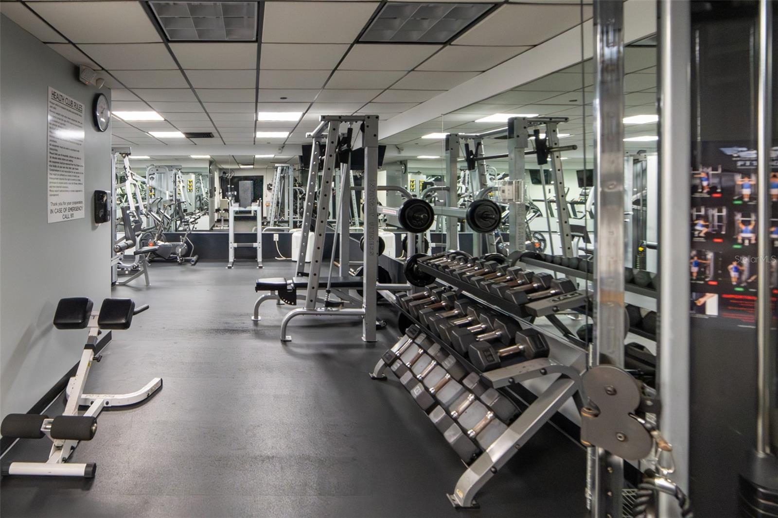 PARK LAKE TOWERS - Residential