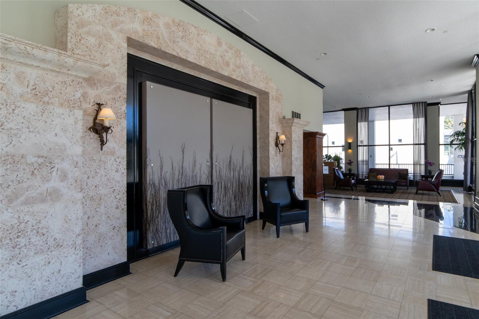 PARK LAKE TOWERS - Residential