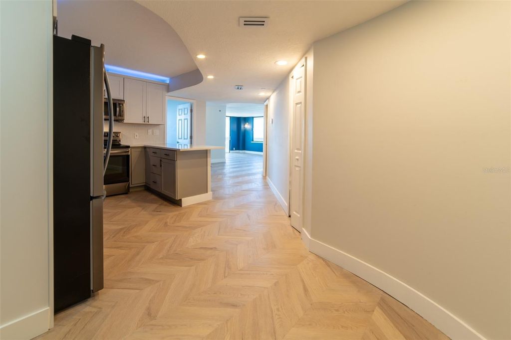 Photo of 400 E Colonial Drive #1504, Orlando, FL 32803 (MLS # O6375511)