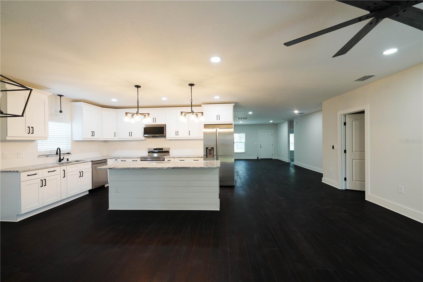 3218 DELRAY DRIVE