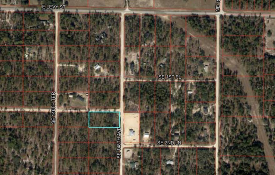 Discover the perfect place to build your dream home or invest in land with this spacious 1.25-acre corner lot, ideally situated in a peaceful rural setting just minutes from downtown Williston. This versatile property allows for both site-built and manufactured homes, giving you the flexibility to create the lifestyle you envision. The corner location offers added accessibility and design options, while the surrounding area provides a quiet country atmosphere with convenient access to local shops, dining, and schools. Enjoy close proximity to Gainesville and Ocala for work or leisure, as well as nearby outdoor attractions including Goethe State Forest, Cedar Lakes Woods & Gardens, and Devil’s Den Spring. With no HOA restrictions, you have the freedom to make this property truly your own.