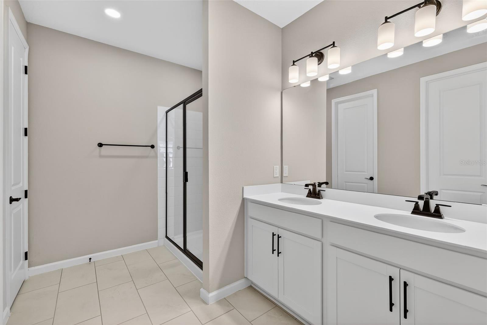 SEASONS AT LAKESIDE FOREST - Residential