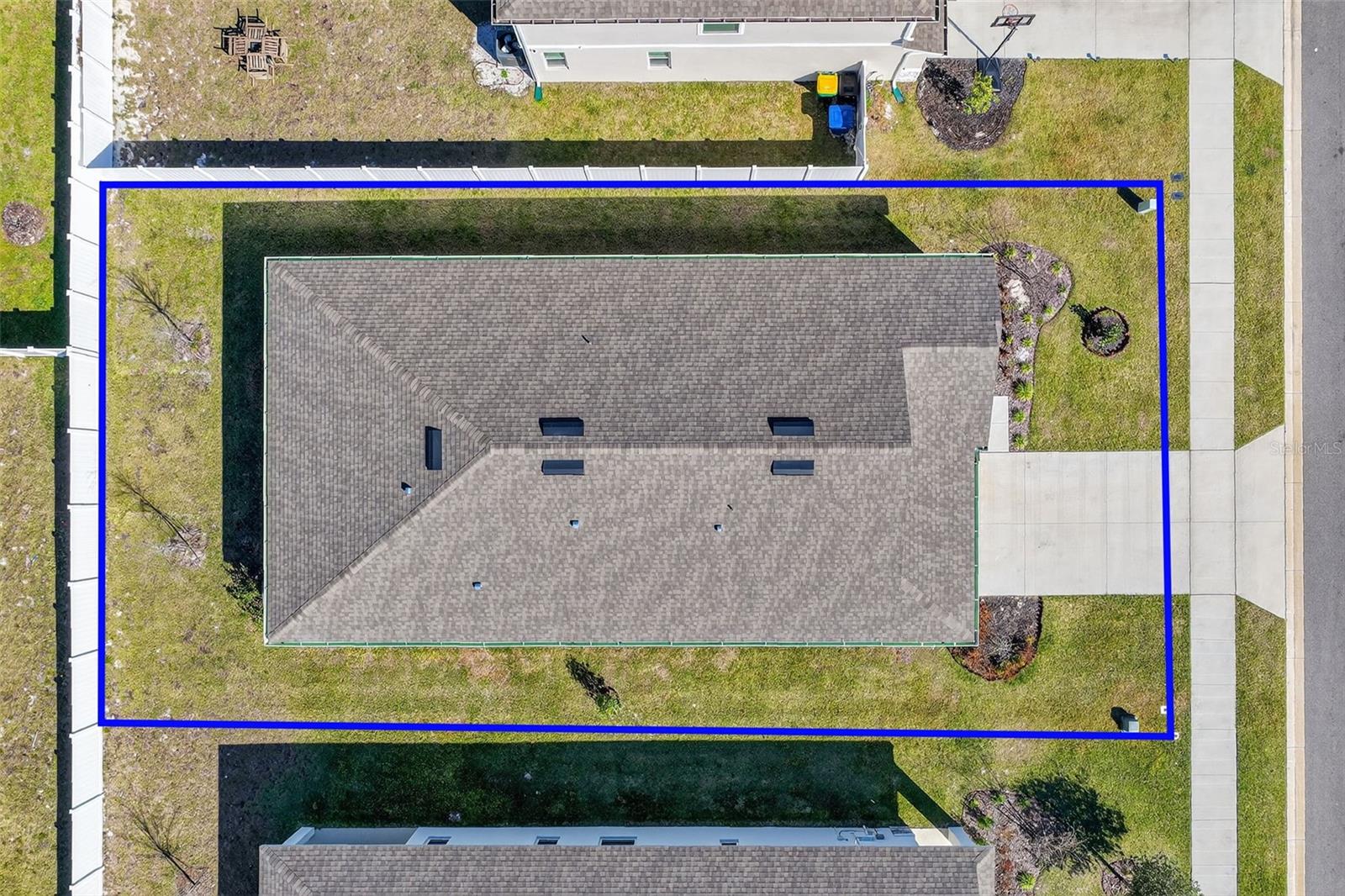SEASONS AT LAKESIDE FOREST - Residential